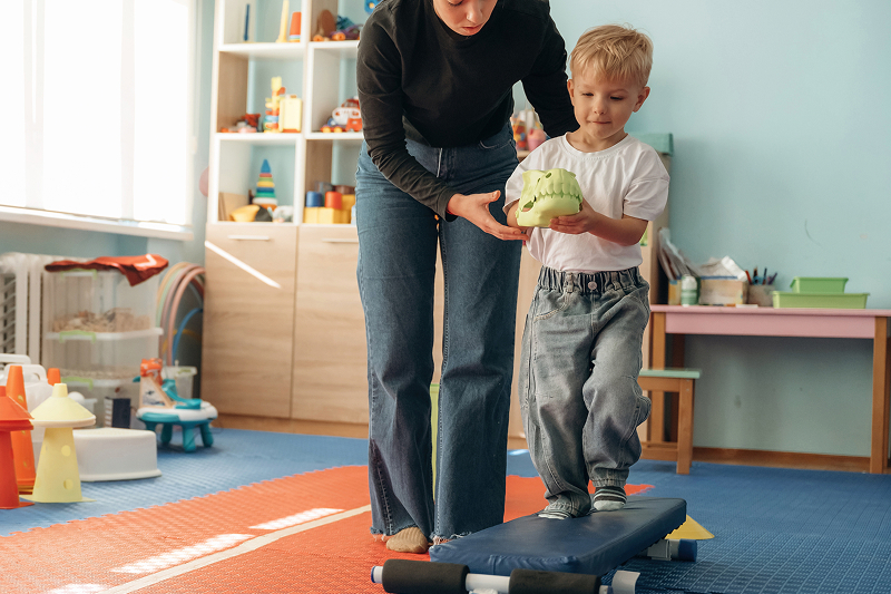 individualized-boy-balance-beam